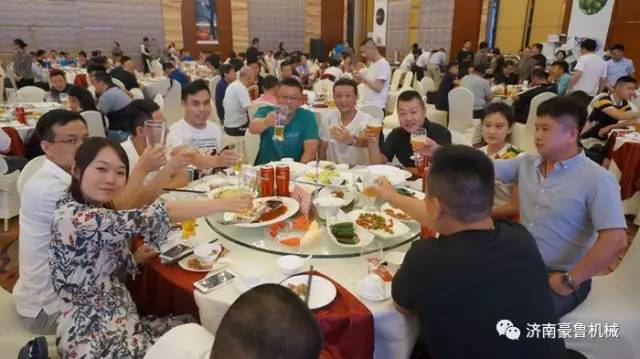 濟(jì)南精釀啤酒設(shè)備 濟(jì)南精釀啤酒設(shè)備